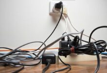 Trilhos eletrificados modulares substituem extensões e benjamins em projetos residenciais
