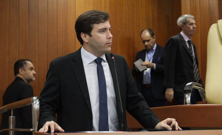 Vereadores de Goiânia derrubam veto e impedem corte de luz em unidades de saúde da capital
