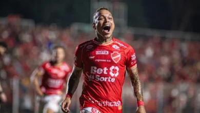 Vila Nova domina Ponte Preta e constrói goleada ainda no primeiro tempo