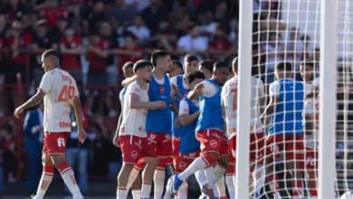 Vila Nova supera Atlético no Accioly com golaço de falta e gol de João Vieira