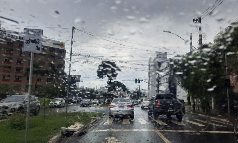 Goiás tem alerta de tempestade e granizo em 190 cidades após onda de calor extremo