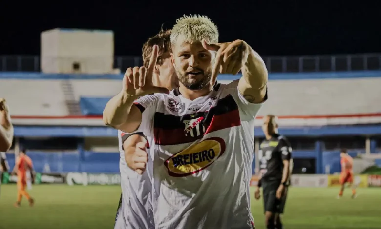 Matheus Lagoa encerra ciclo no Anápolis e parte para o futebol da Indonésia