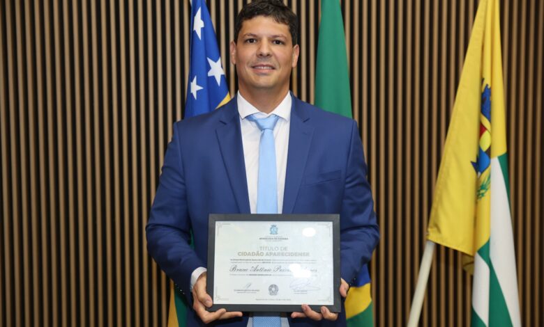 Aparecida de Goiânia concede título de cidadão ao médico Bruno Faleiros por relevantes serviços