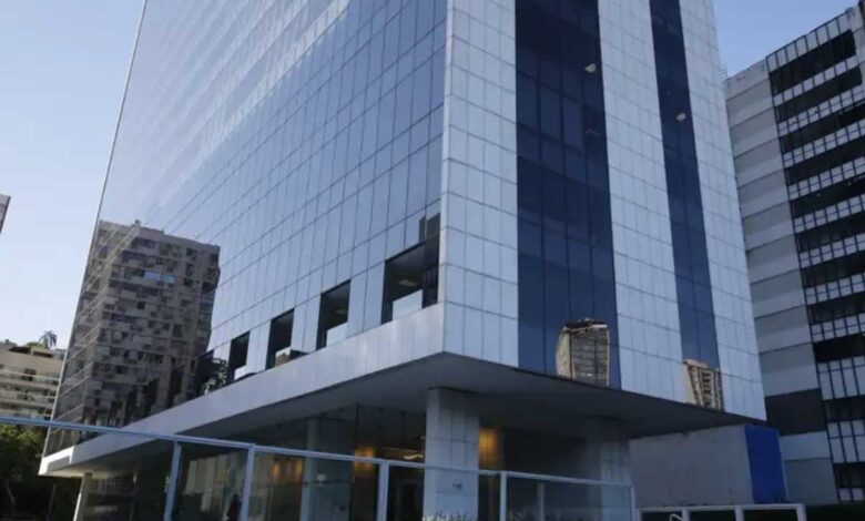 Acordo histórico da Vale reduz jornada de trabalho para mais de 100 mil funcionários no Brasil
