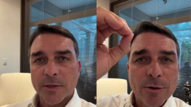 Flávio Bolsonaro admite pedido de verba a dono do Banco Master para filme sobre o pai