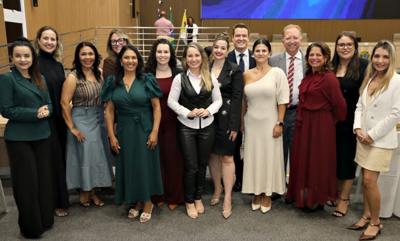 Advocacia familiarista recebe homenagem em sessão solene na Câmara de Aparecida de Goiânia