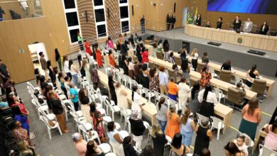 Câmara de Aparecida de Goiânia celebra mães em sessão solene com foco em desafios e políticas públicas