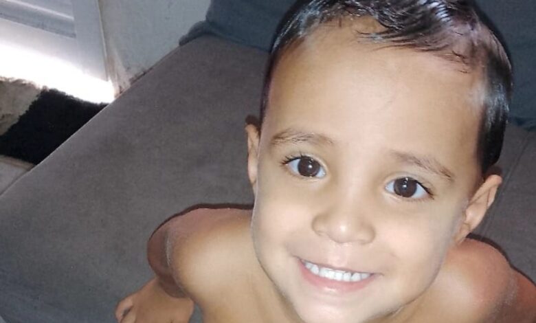 Tragédia em Mineiros: criança de 3 anos morre atropelada por caminhão