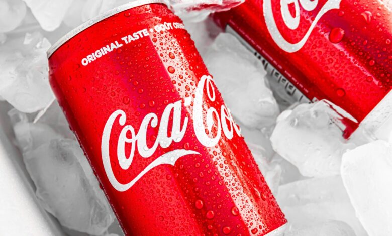 Fechamento de fábrica histórica da Coca-cola na Califórnia impacta dezenas de trabalhadores