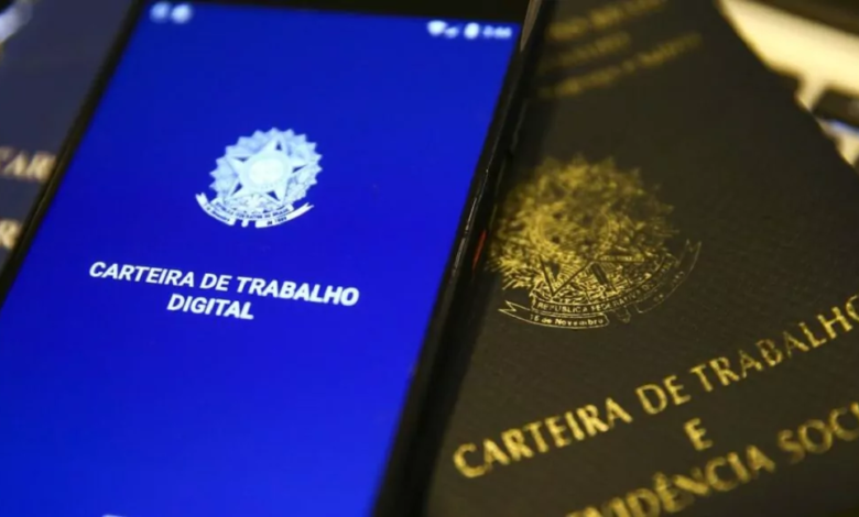 Trabalhadores CLT podem fracionar férias em até três períodos – entenda as regras e seus direitos