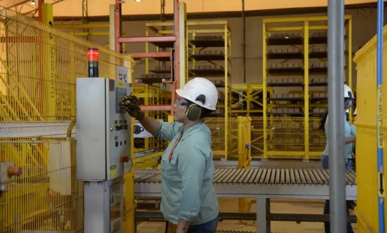 Adicionais salariais na CLT: direitos podem elevar ganhos em até 30% para trabalhadores