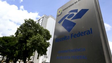 Receita Federal libera consulta ao primeiro lote da restituição do Imposto de Renda 2026