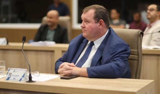 Tatá Teixeira avalia convite de Bruno Peixoto para candidatura em Aparecida de Goiânia