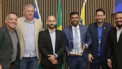 Romário Policarpo em Aparecida: defesa da integração entre legislativos para desafios comuns