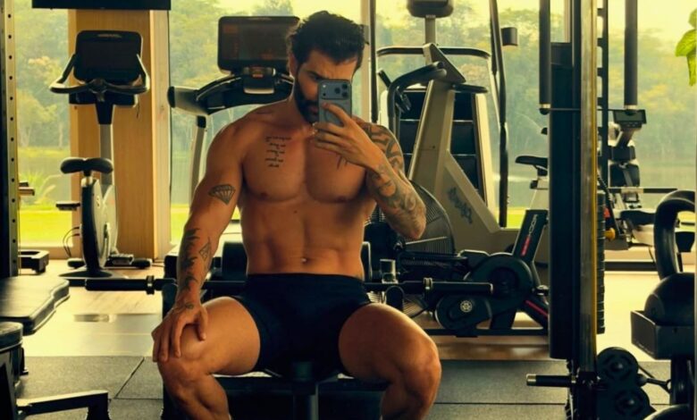 Gusttavo Lima exibe físico em treino e Andressa Suíta reage a comentários sobre aparência