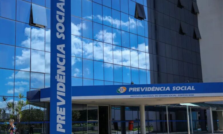 Aposentadoria 2026: INSS atualiza regras de transição, idades e pontuação exigida