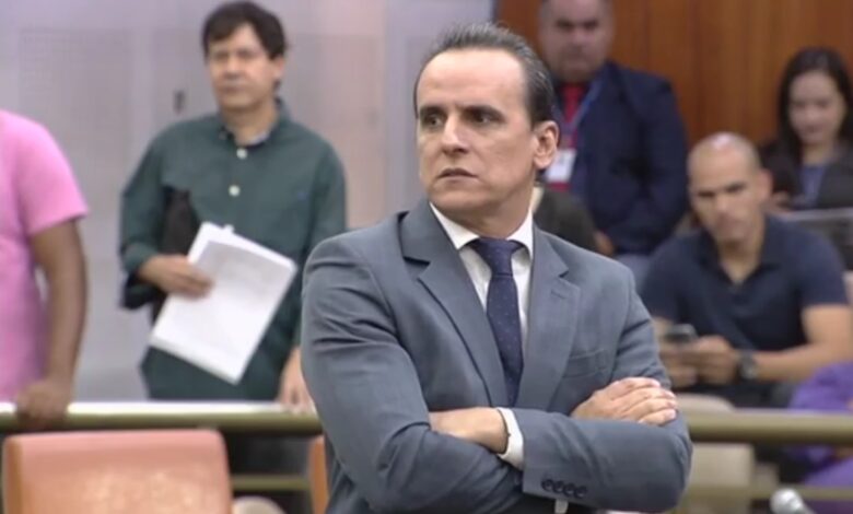 Operação da Polícia Civil prende vereador Zander Fábio por desvio de verbas em Goiânia