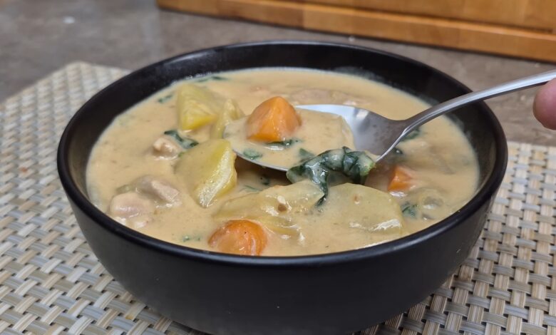 Sopa japonesa cremosa vira tendência e aquece paladares brasileiros no inverno