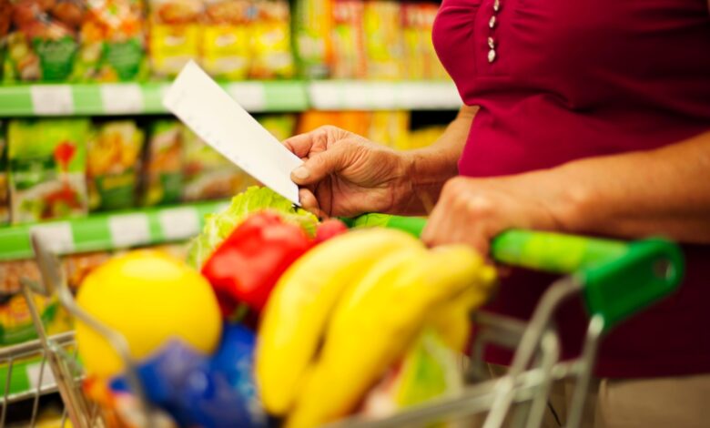 Economizar no supermercado: especialista revela o dia ideal para compras com menos filas e preços baixos