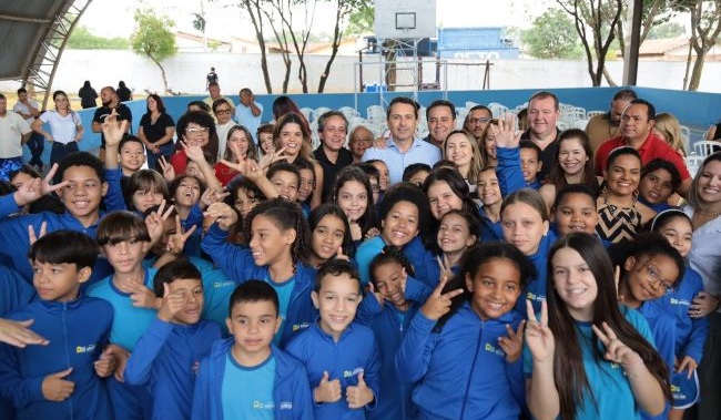 Aparecida de Goiânia entrega quinta escola reformada com investimento de R$ 3 milhões