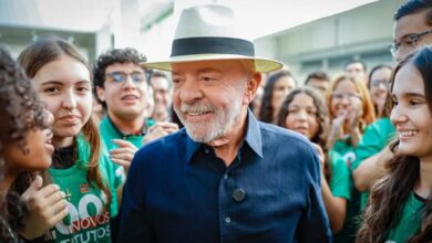 Lula desafia EUA sobre tarifas e defende superávit comercial brasileiro