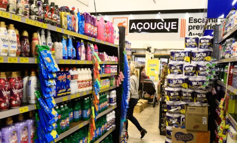 Supermercados em Goiás terão horário reduzido aos domingos e feriados a partir do próximo fim de semana