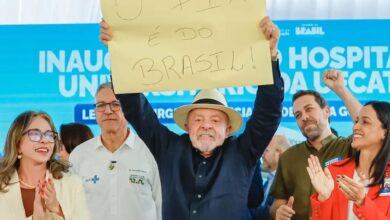 Lula critica Flávio Bolsonaro após nova ameaça de tarifaço comercial dos EUA contra o Brasil