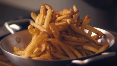 Aprenda o segredo dos restaurantes para a batata frita crocante e macia
