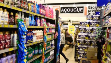 Acordo trabalhista redefine horário de funcionamento de supermercados em Goiás aos domingos e feriados