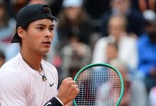 Guto Miguel, de 17 anos, conquista Roland Garros Junior e lidera ranking mundial