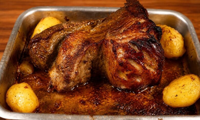 Peito bovino assado: a técnica do chef para uma carne que desmancha