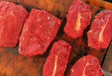 Como transformar cortes de carne baratos em opções nobres e economizar no churrasco