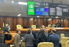 Vereadores de Goiânia aprovam aumento de 5,4% para professores da rede municipal