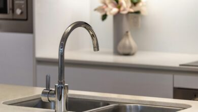 Inox conquista cozinhas modernas e se firma como alternativa prática ao granito