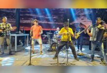 TV Anhanguera celebra Dia do Mídia com arraiá e show da Zabumba Beach para profissionais em Goiânia