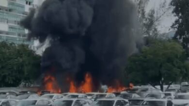 Acidente de helicópteros no Rio deixa seis mortos e incendeia concessionária