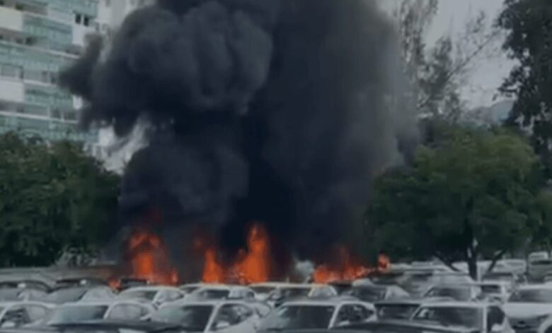 Acidente de helicópteros no Rio deixa seis mortos e incendeia concessionária