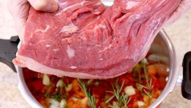 Seis erros comuns na cozinha que podem arruinar a melhor carne, segundo chefs