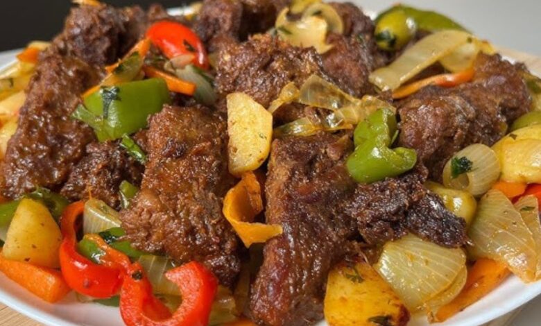 Acém se destaca como alternativa saborosa para carne de panela, revelam açougueiros