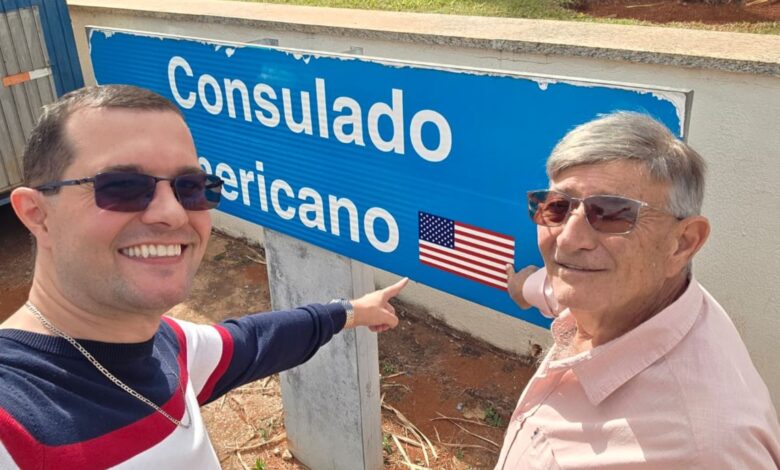 Sonho americano desfeito: avô e neto morrem em queda de avião após tirar visto para os EUA