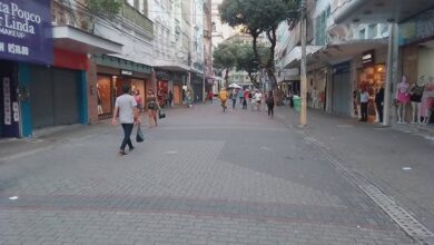 17 de junho não é feriado nacional, mas veja quem pode ter folga na terça.
