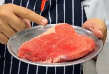 A ciência por trás do amaciante natural: como o abacaxi transforma cortes de carne em 30 minutos