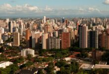 Desvendando a regra 3-30-300: o segredo para reduzir o estresse em grandes cidades