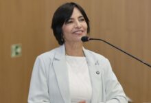 PSB oficializa Isaura Lemos como pré-candidata ao Senado em Goiás