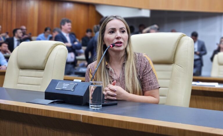 Legislativo de Goiânia aprova medida para coibir bloqueio de vias em horários de pico