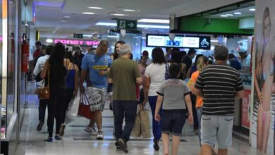 Negociação coletiva será crucial para abertura do comércio em feriados a partir de 2026
