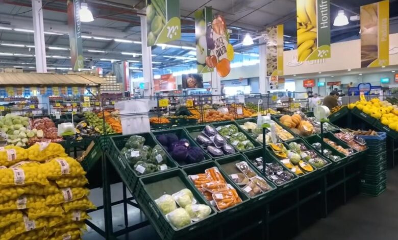 Inclusão no varejo: rede de supermercados com mil lojas no Brasil contrata 140 mil pelo Cadúnico