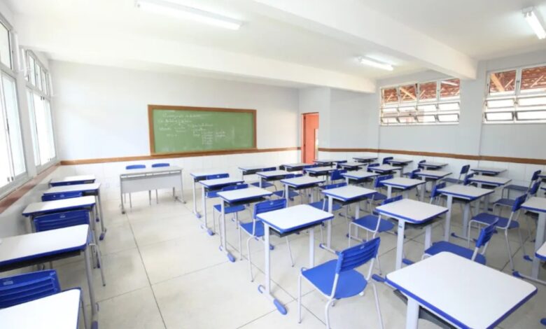 Goiás convoca 225 novos professores para reforçar a rede estadual de ensino