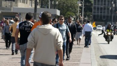 Entenda como a renda define as classes sociais no Brasil segundo especialistas