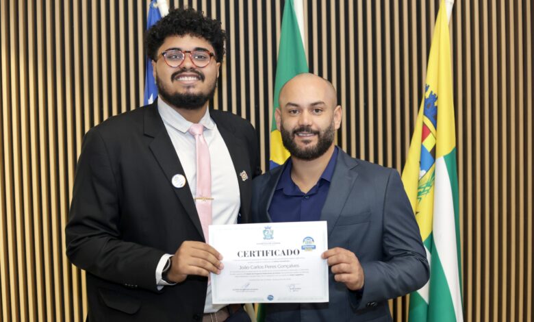 Parlamento do Futuro forma nova geração de jovens legisladores em Aparecida de Goiânia